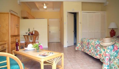Studio with Balcony