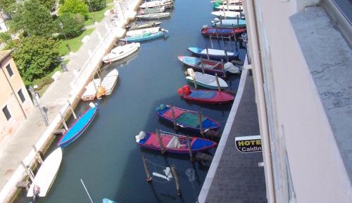 Classic Triple Room with Canal View