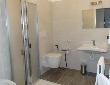 One-Bedroom Apartment with Balcony