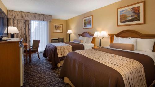 Double Room with Two Double Beds - Non-Smoking
