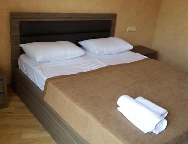 Twin Room with Pool View