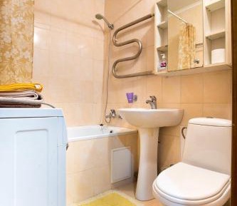 One-Bedroom Apartment with Balcony - Prospect Lenina 71a