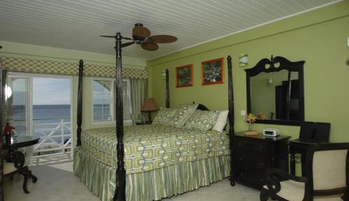 Deluxe King Room with Ocean View