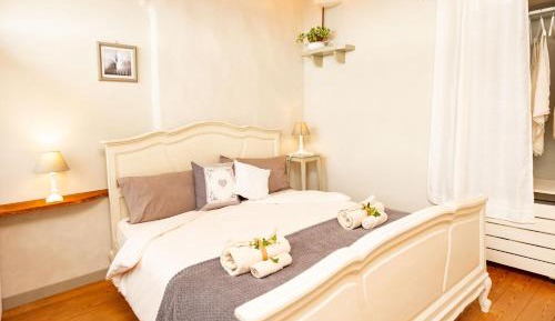 Deluxe Double Room with Extra Bed