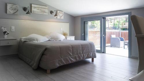 Double Room with Terrace