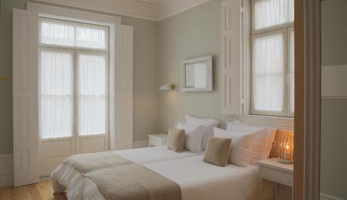 Deluxe Double or Twin Room with Balcony