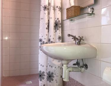 Twin Room with Bathroom