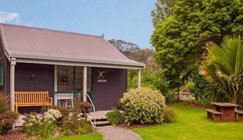 One-Bedroom Cottage with Garden View