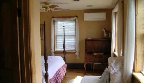 Queen Room