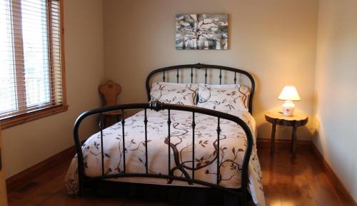 Queen Room - Disability Access
