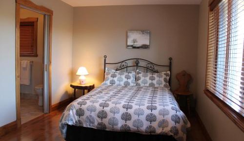 Queen Room - Disability Access