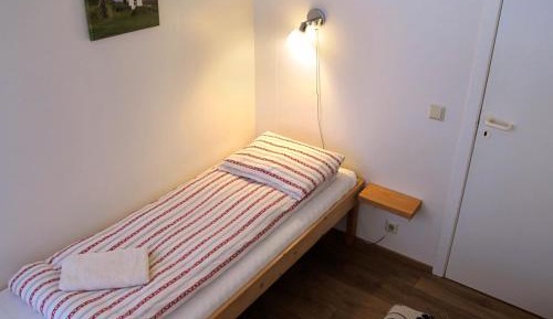 Single Room with Shared Bathroom