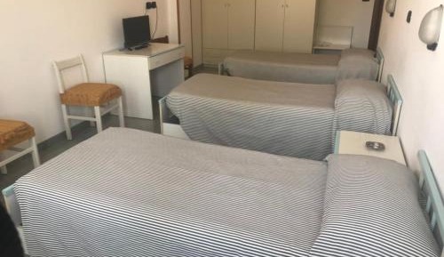 Triple Room with Private Bathroom