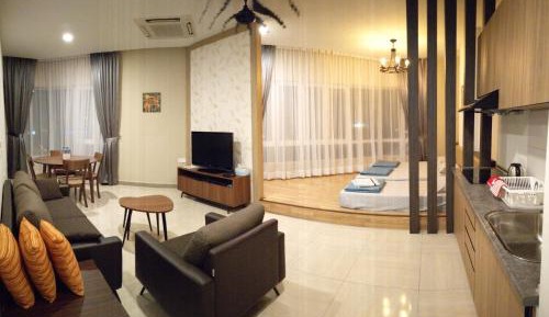 Deluxe Apartment