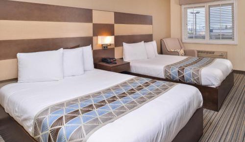 Queen Room with Two Queen Beds