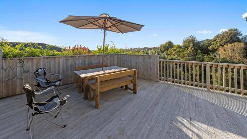 Waikanae House | 145 m² House ∙ 4 bedrooms ∙ 9 guests