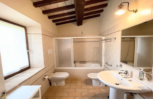 Limiti Villa | Spello By The Pool - Sleeps 11, Italy - Large Private Pool - Aircon - Wifi