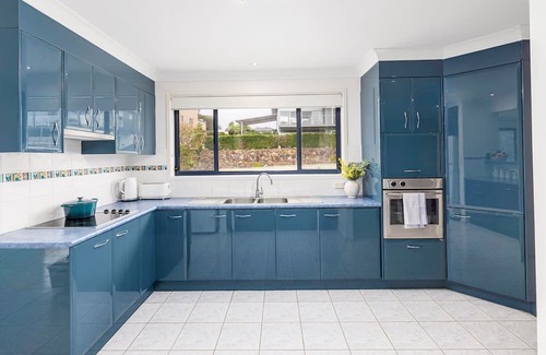Boat Harbour House | Harbour Breezes – views of Boat Harbour