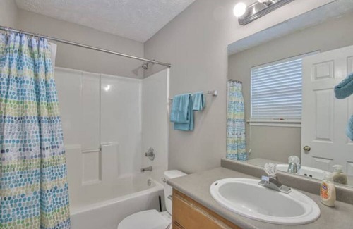 Smyrna House | Clear Circle- Modern 3/2.5 near everything! Smryna- Off I-24!