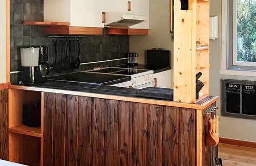 Loppa House | 8 person holiday home in Nuvsvåg