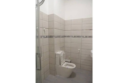 Krisztinavaros Apartment | cozy standard apartment with king size bed room 02