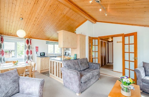 Bridport Cabin | 3 bedroom accommodation in Charmouth
