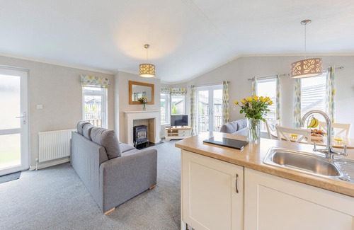 Ashby Woulds Cabin | 2 bedroom accommodation in Overseal, Nr Ashby-de-la-Zouch