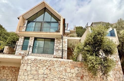 Kas House | 2 bedroom villa with private pool and great views