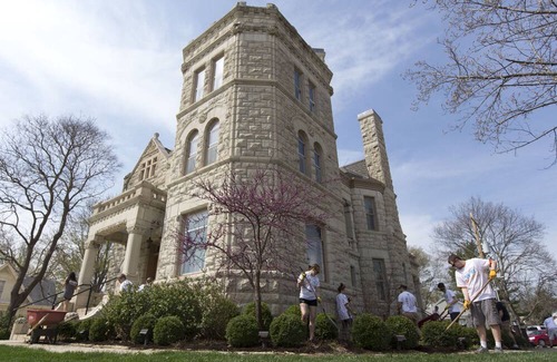 Vancouver Other | Modern Castle accommodation. Live like royalty in your life