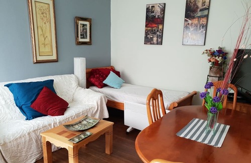 Cronulla Apartment | Wanda Beach and Cronulla Golf Course - 5 min walk - Quiet street