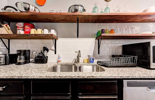Central Oklahoma City House | Beachy3 – 3 units in 1 – near Uptown & Asian Dist.