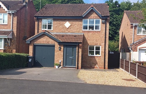 Uttoxeter House | Home From Home