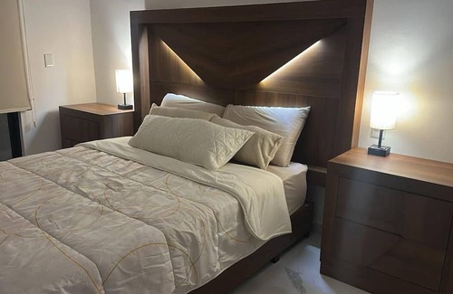 S.M. 57 Hotel | PRIVADA HUAYACAN
