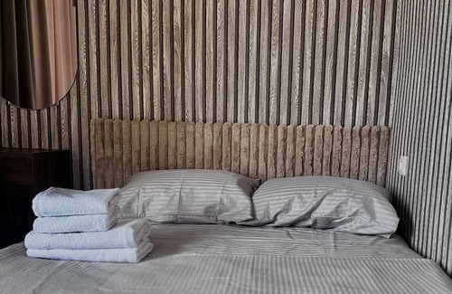 Garni House | Bee Planet Guest House