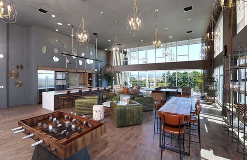 Lyon Street Apartment | Bright Condo 10 Min From Disneyland With Pool GYM