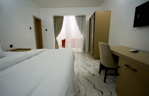 Ilorin Hotel | MOTIQOQ HOTELS AND SUITES
