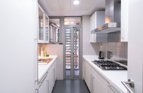 Xujiahui Bed & Breakfast | Tyms 3BR 2BA Apt Xujiahui Center