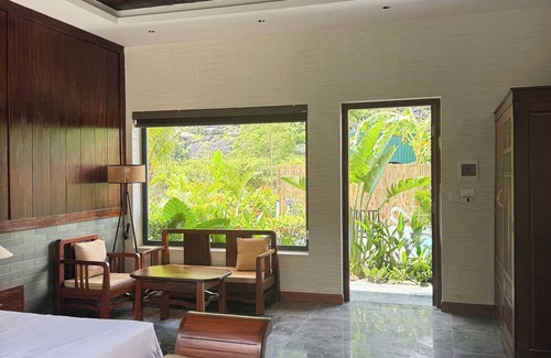 Hoa Lu Hotel | The Greenary Garden