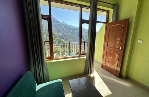 Dharamshala Hotel | Hotel Bacpacker inn