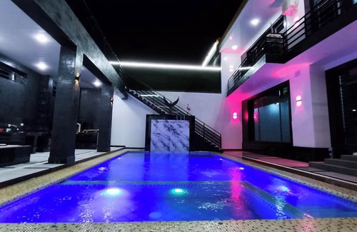 Uzbekistan Villa | Everest Guest House