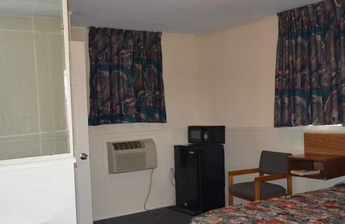 Triumph Hotel | Tourest Motel