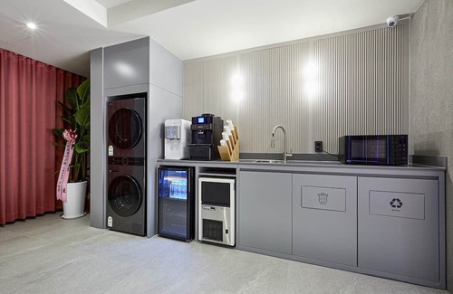 Yongin Hotel | Yongin IPPDA Petit