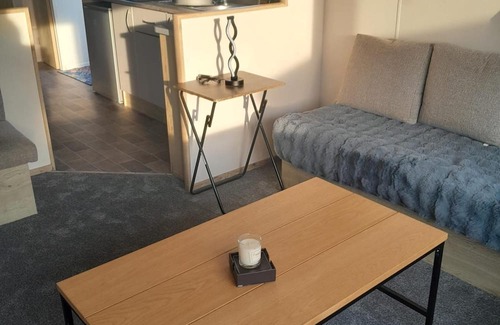 Mablethorpe Cabin | 3 Bed-sleeps 6-pets-parking-5 Min to Beach