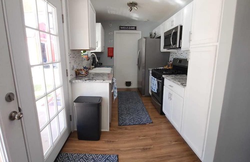 Live Oak House | A charming house well located close to the Airport, Military Bases, Sea World