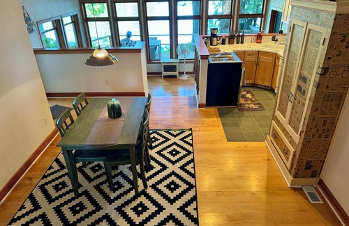 Shelton Cabin | Cozy 2-bedroom lakefront cabin with tranquil views