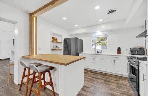 Altamonte Springs House | Spacious 4-bedroom house With Outdoor Oasis