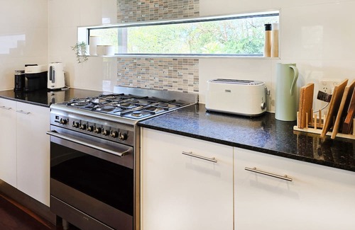 Sunshine Coast House | Split level multi-family tropical beach house