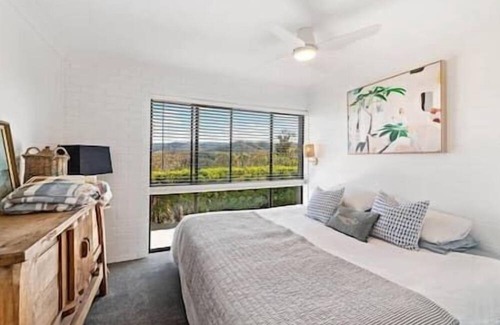 Kidaman Creek Other | Luxe Farmstay, 10 mins Mapleton, Incredible View!