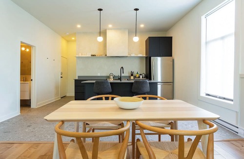 Hochelaga Apartment | HOMA-Comfort&Style-1BR-Spacious-Natural Light-FeelHome-A/C-SelfCheckIn-Metro