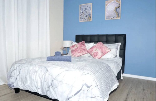 Katoomba Villa | Blue Mountains Katoomba Holiday Cottage